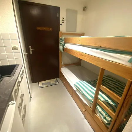 Cosy A La Montagne Avec Balcon Et Rangement Skis, Ideal Pour 4 Personnes